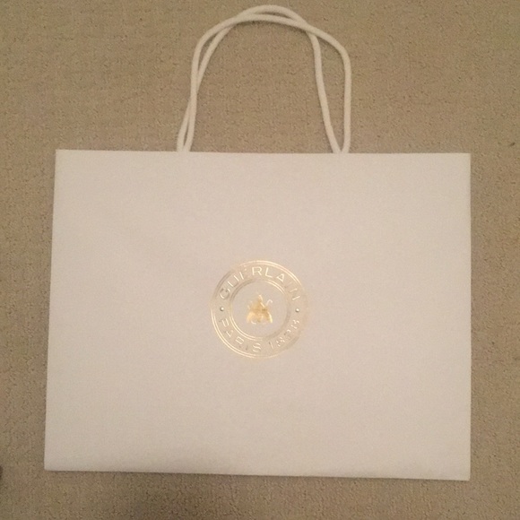 🔥AUTHENTIC🔥 GUERLAIN PARIS 1828 Gift Paper Bag 15-1/4” x 11-3/4” x 4-3/4” - Picture 2 of 6
